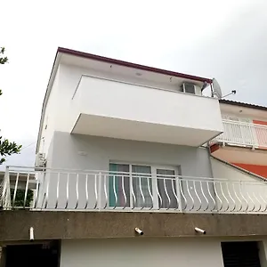 villa-dora-crikvenica.primorje-gorskikotar.com/