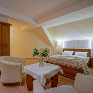 jawor-pokoje-i-apartamenty.zakopanehotels.org/